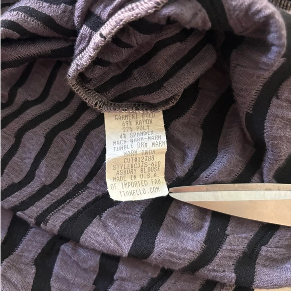 Tianello By Steve Barraza Blouse Top Gray Striped 3/4 Sleeve Round Neck Size‎ M - Picture 6 of 6